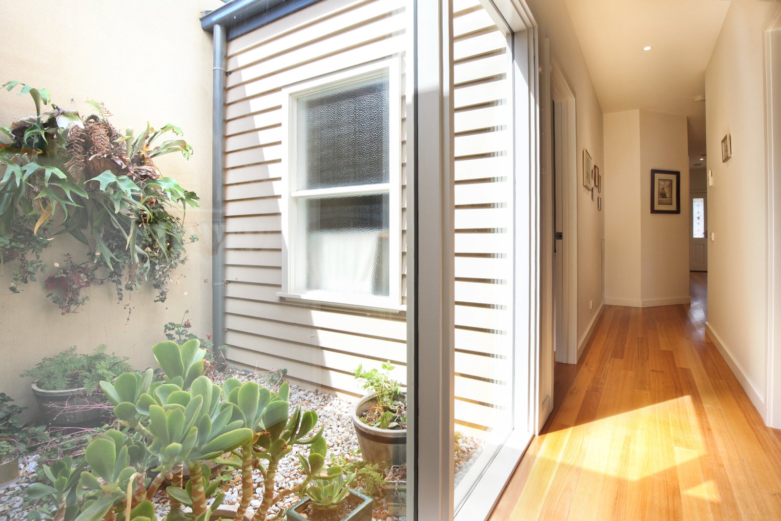 Real Estate and Property in 1/3 Schaw Street, Woodend, VIC