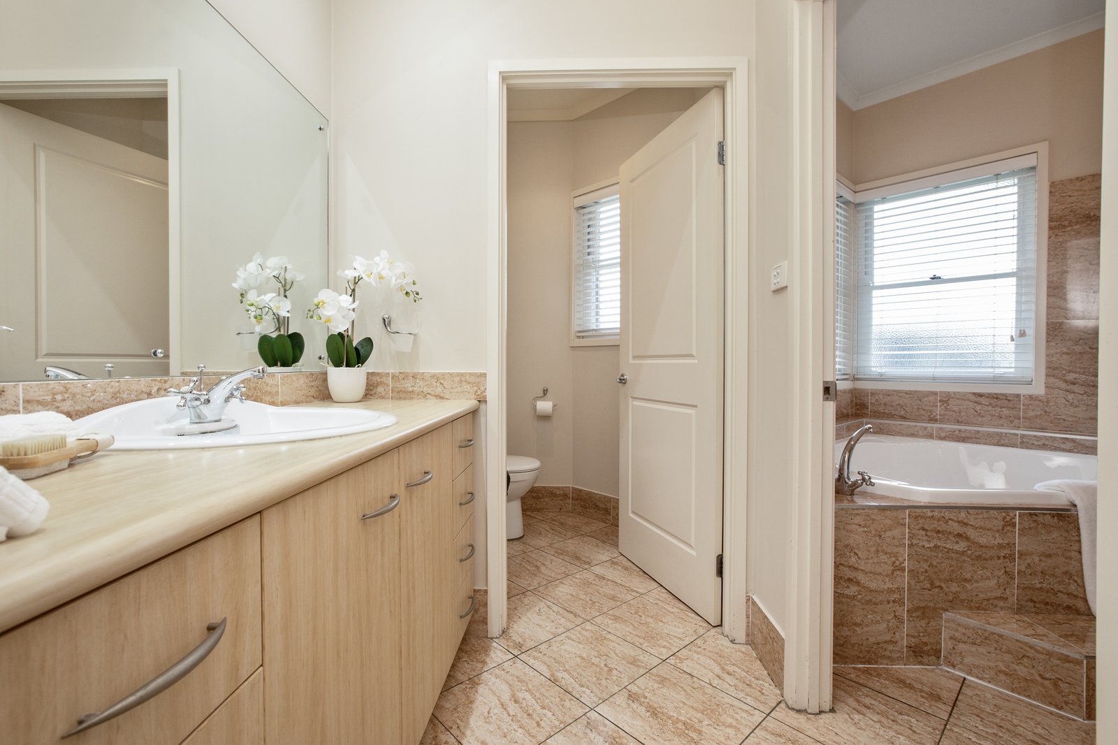 13 Scott Street WALLALONG 17