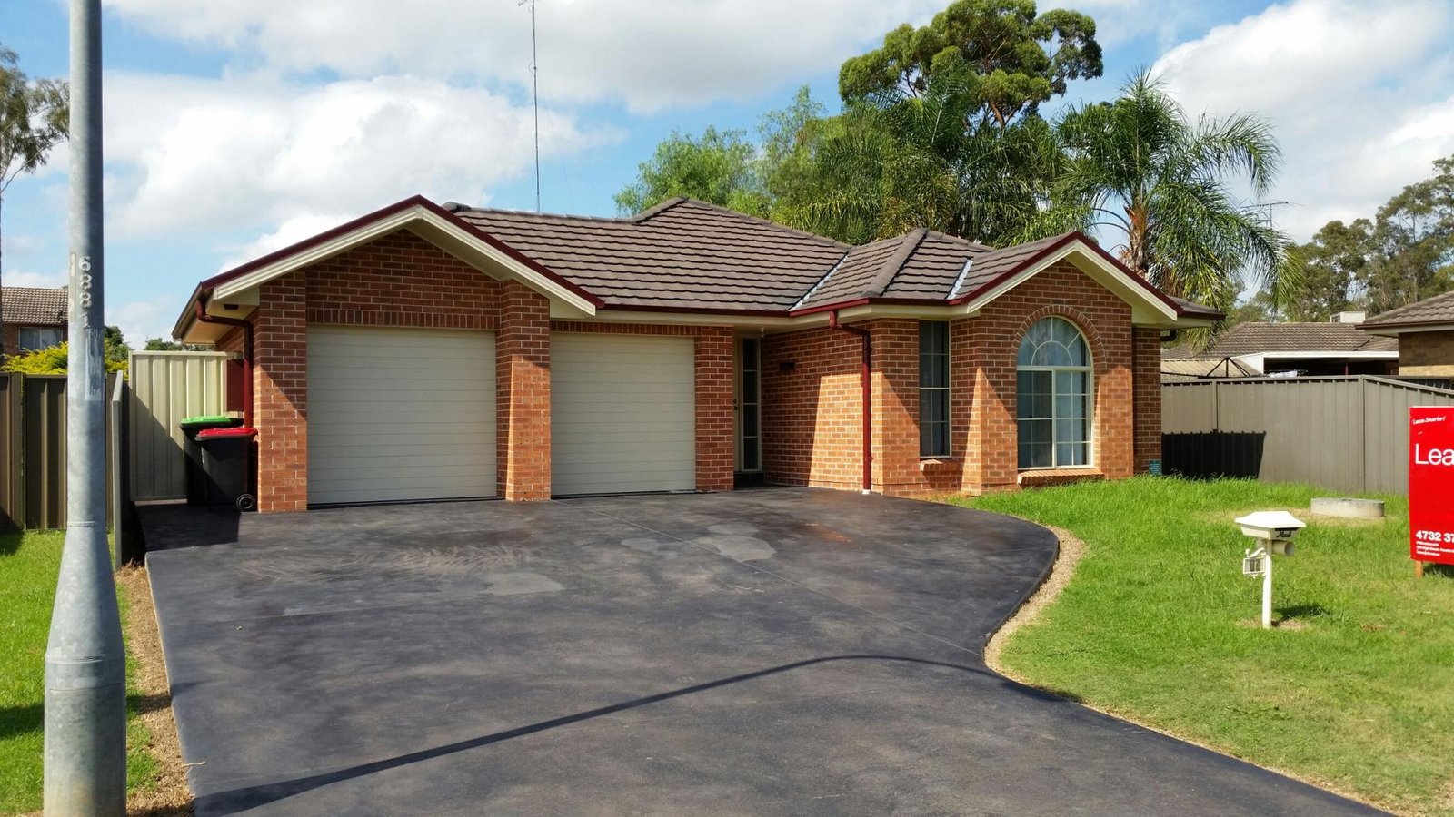 13 Shandlin Place SOUTH PENRITH 1