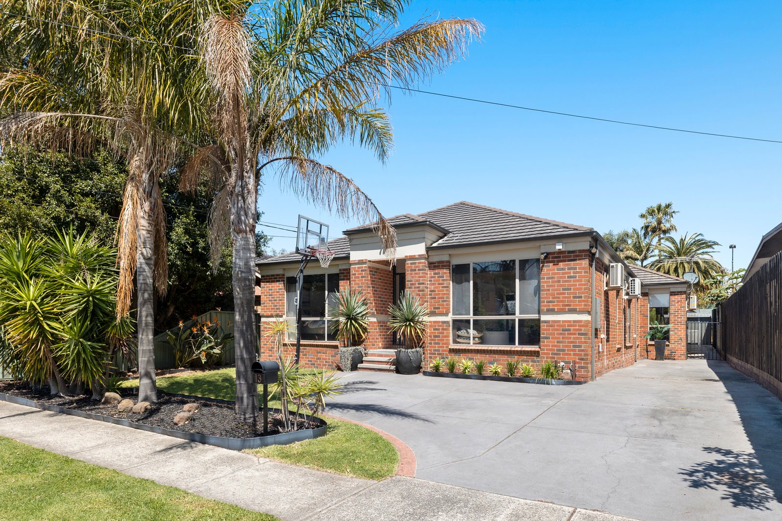 Gallery: 13 Sharan Avenue