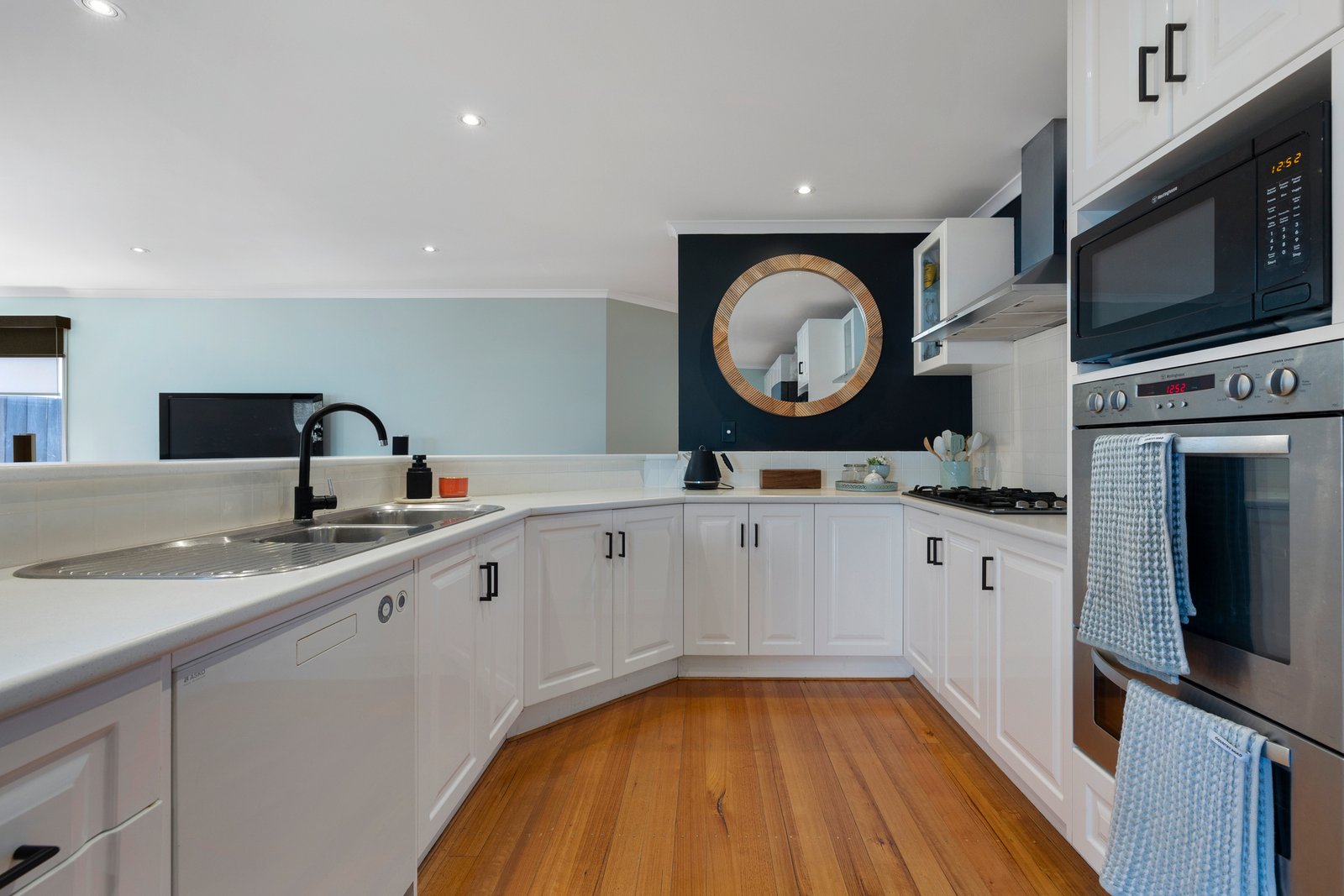 Gallery: 13 Sharan Avenue