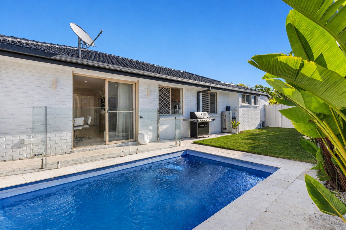 13 Sonama Court Burleigh Waters 2