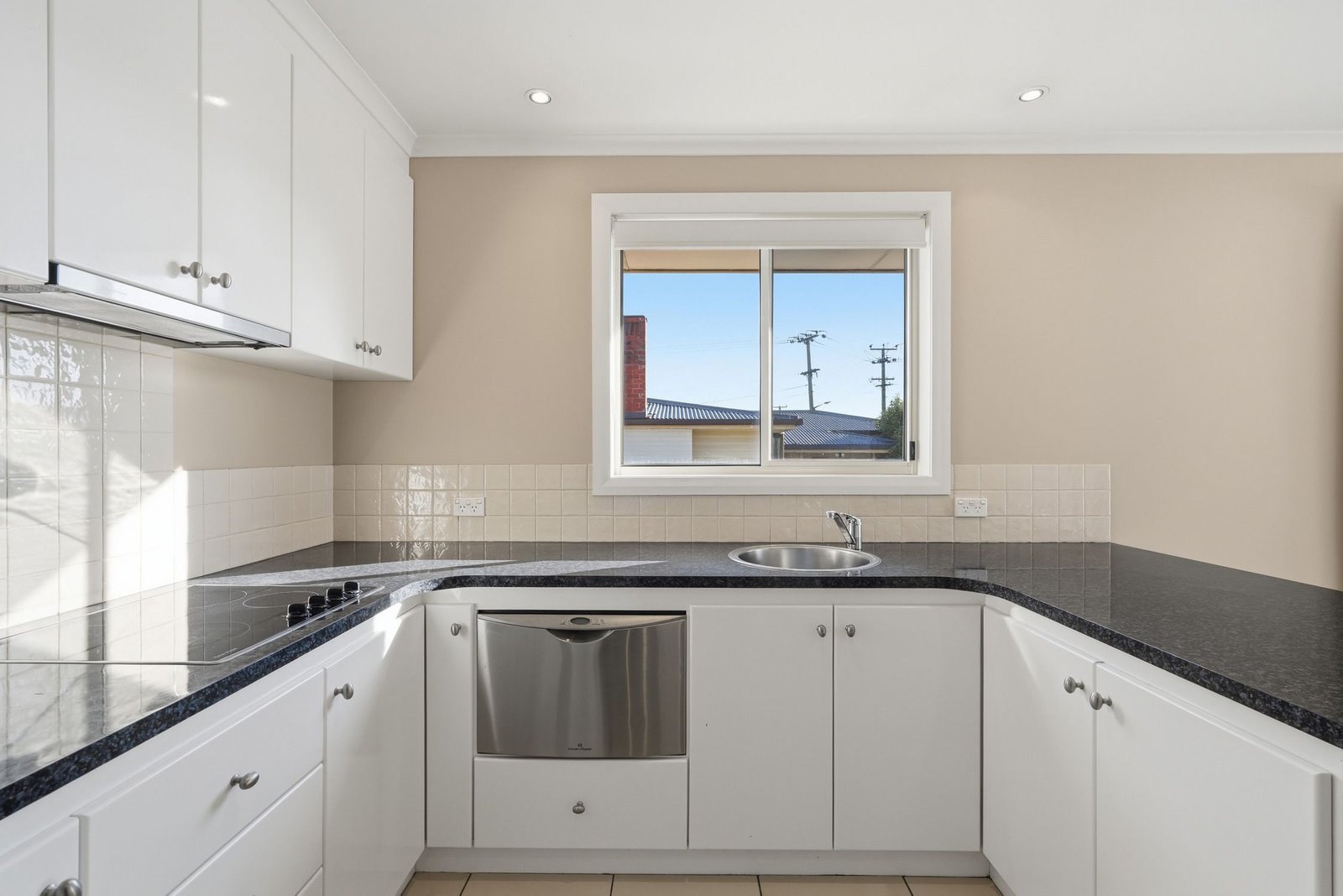 1/3 Southview Cres  NEW NORFOLK 8