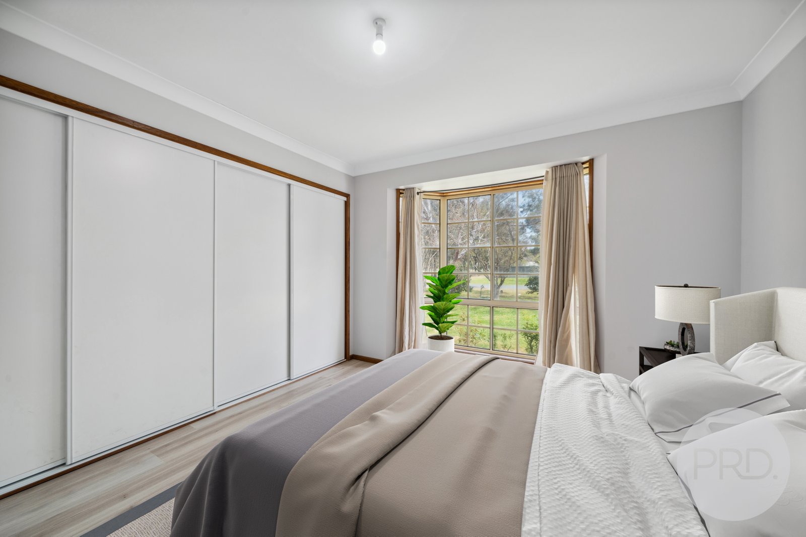 13 Springvale Drive SPRINGVALE 9