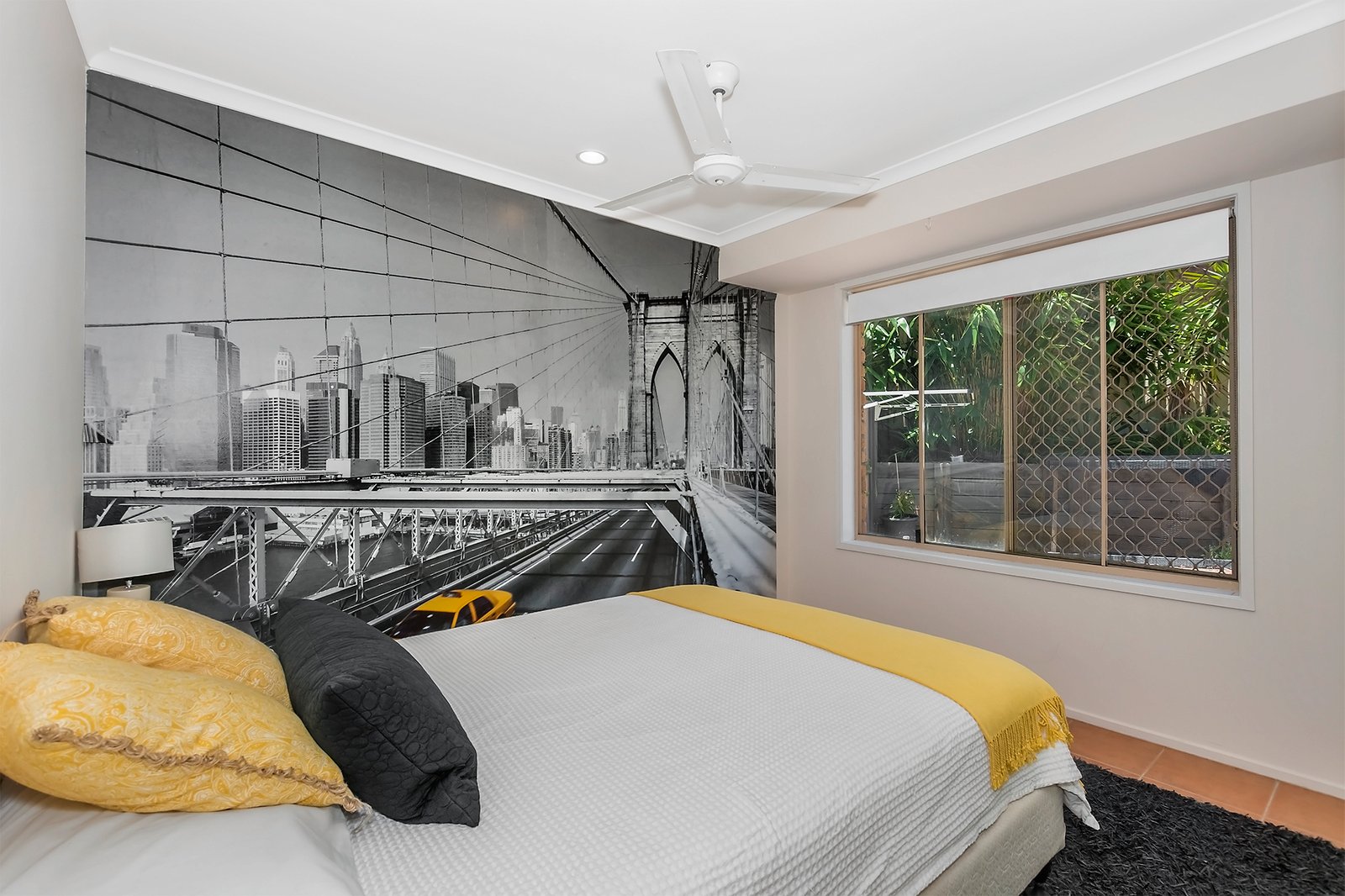 13 St Ives Drive ROBINA 8