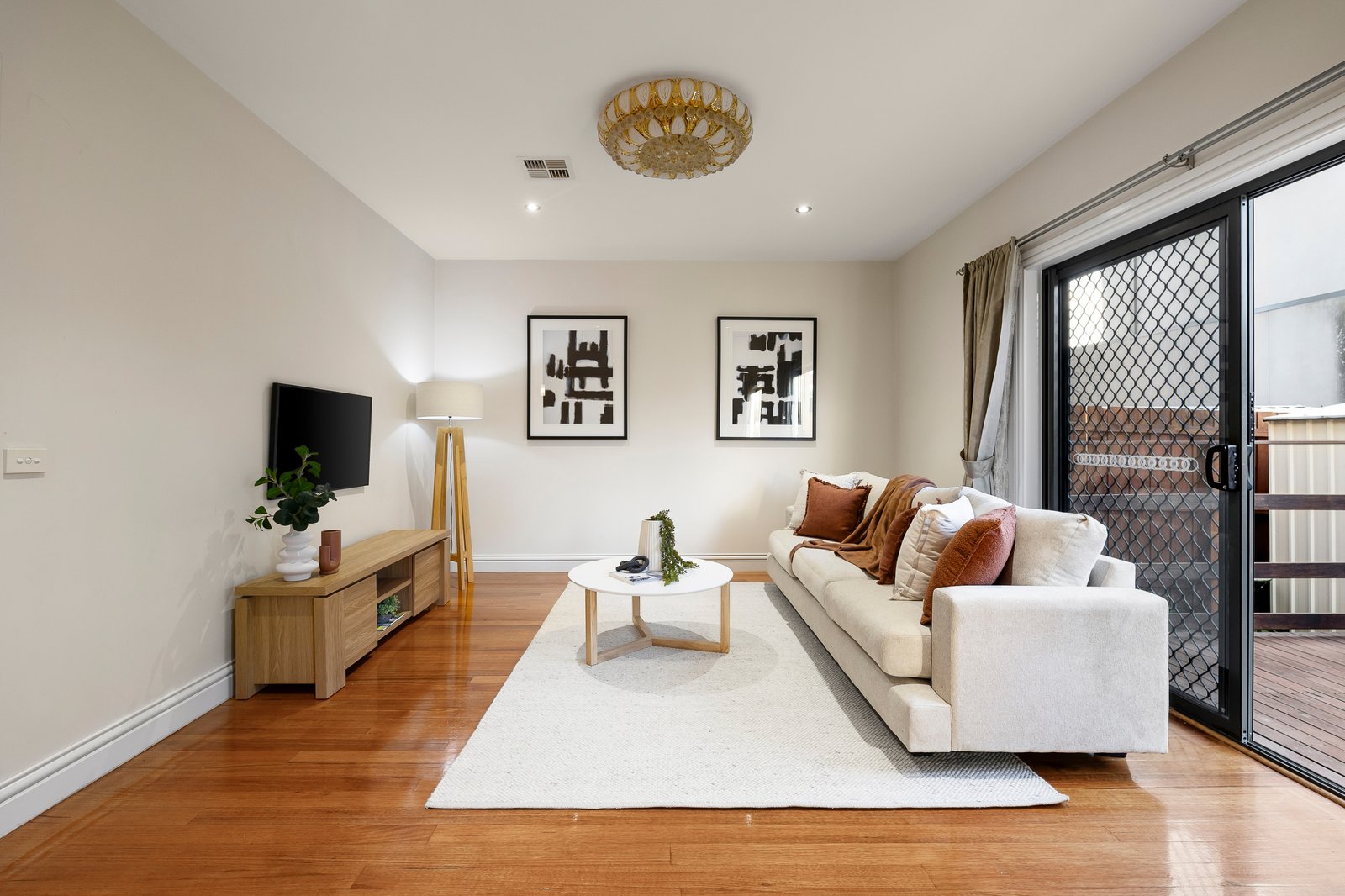 Gallery: 13 St James Avenue