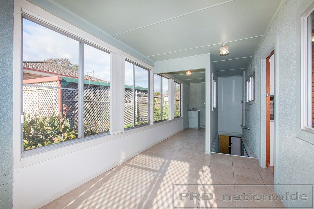 13 Sturt Street EAST MAITLAND 9