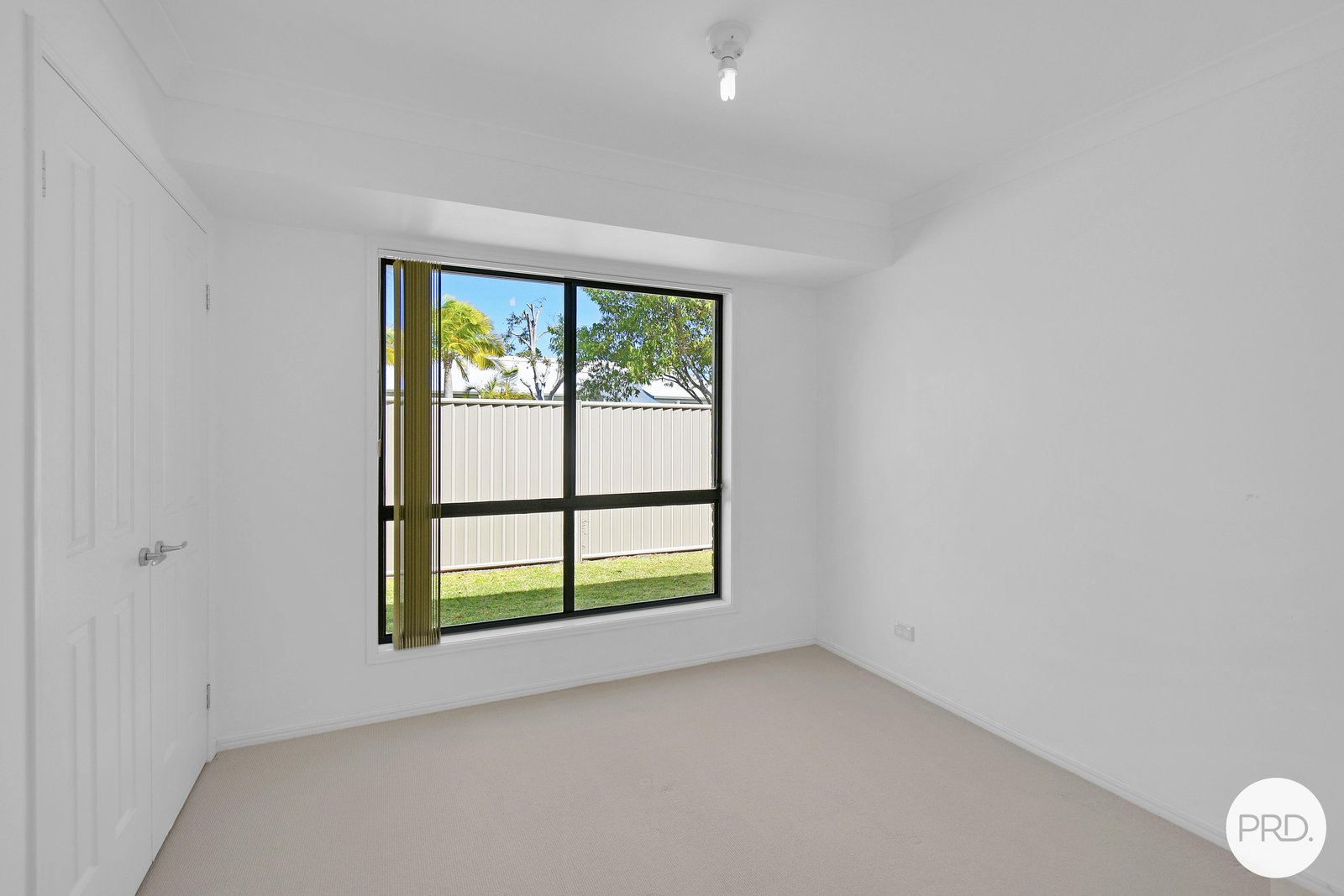 13 Suffolk Parade POTTSVILLE 6