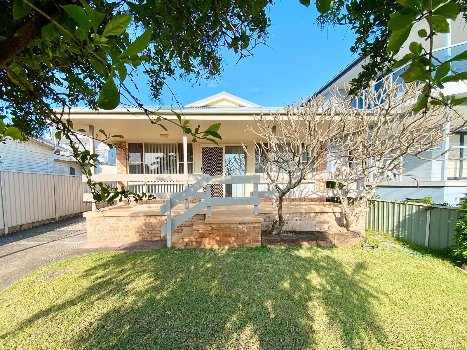 13 Sunset Blvd  SOLDIERS POINT 2