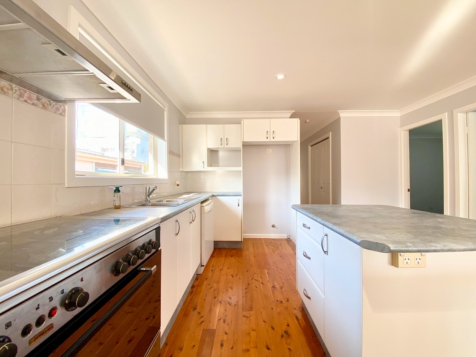 13 Sunset Blvd  SOLDIERS POINT 6