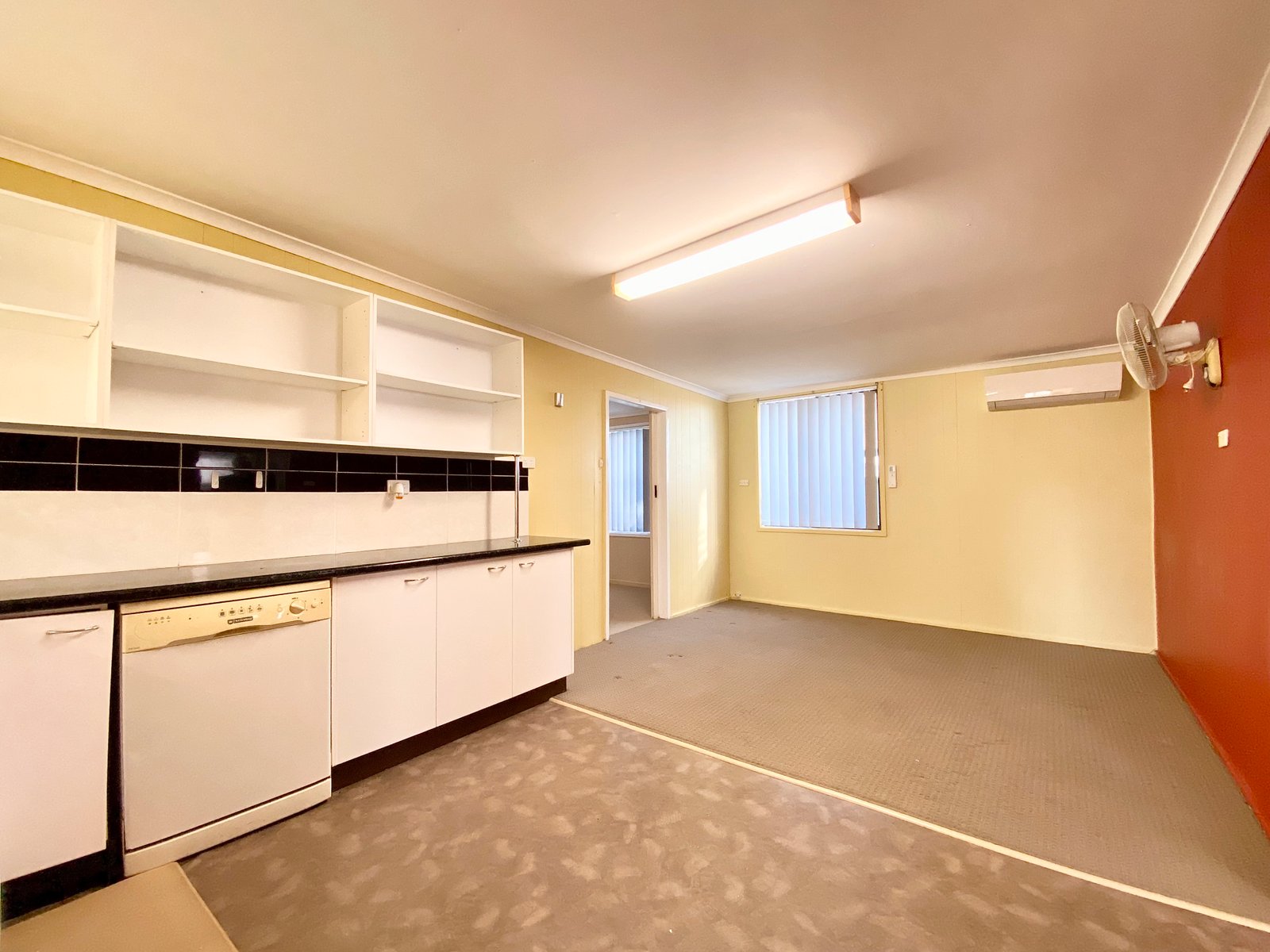 13 Sunset Blvd  SOLDIERS POINT 27