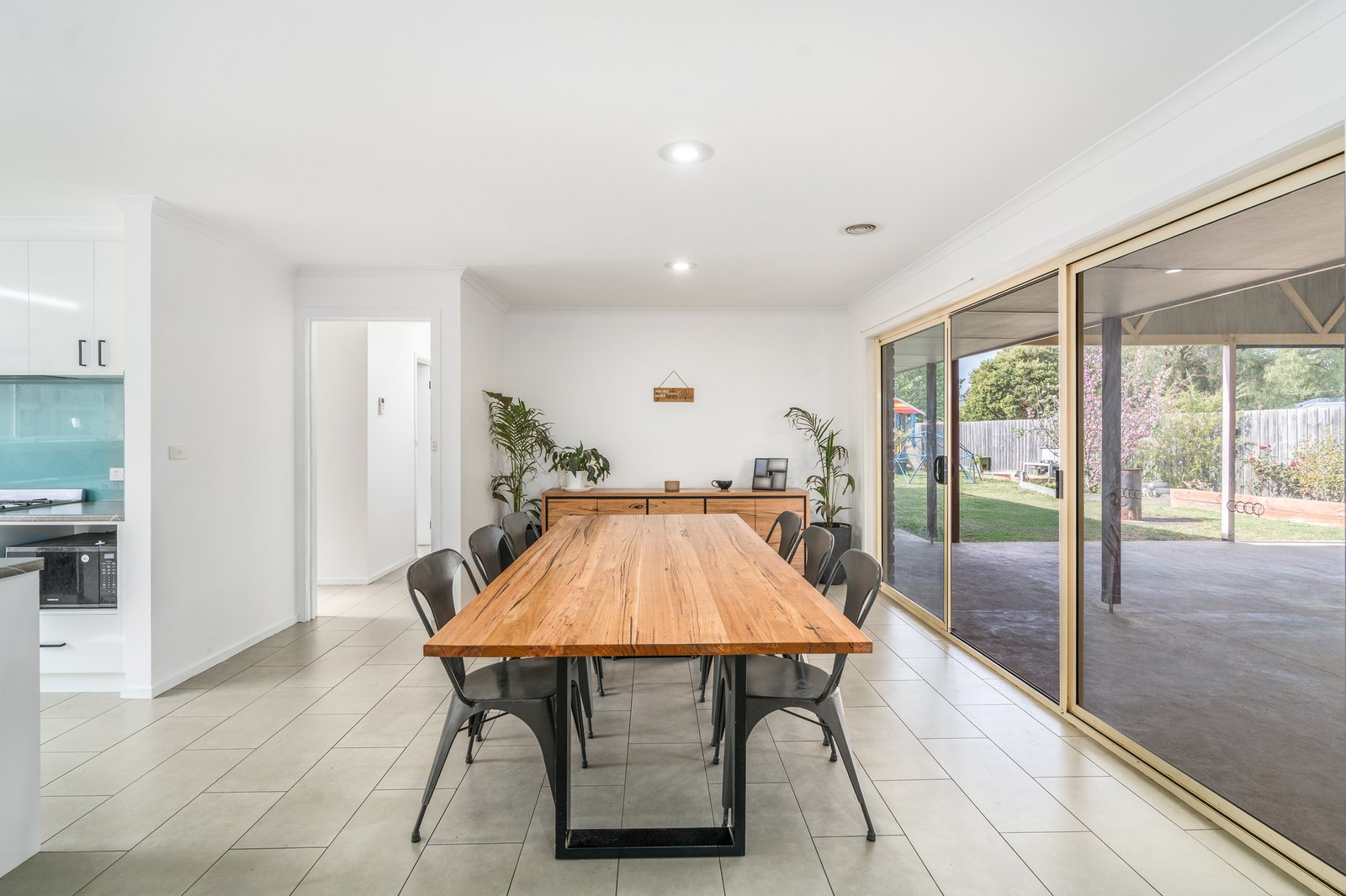 Gallery: 13 Swan Street