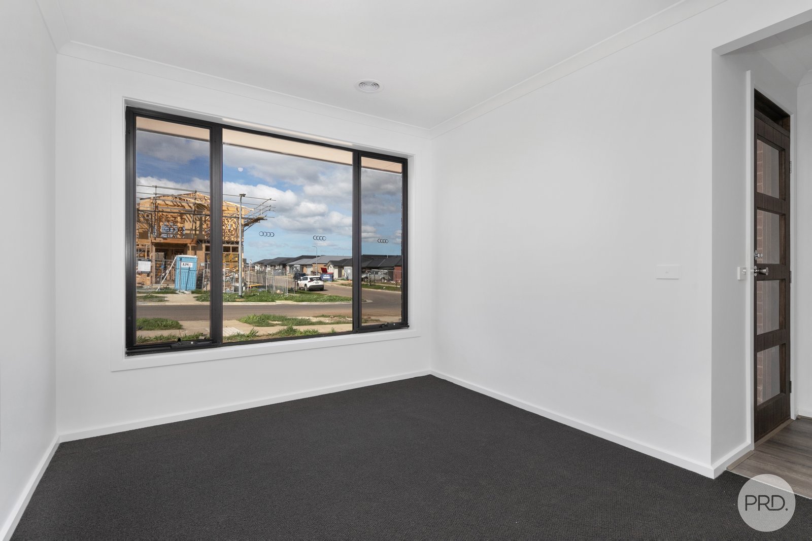 13 Tahoe Avenue WINTER VALLEY 2