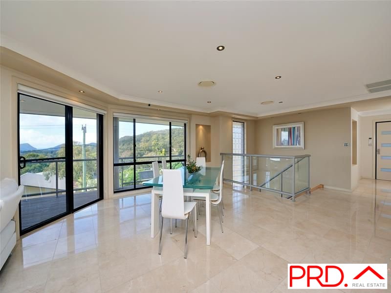 13 Tareebin Road NELSON BAY 8