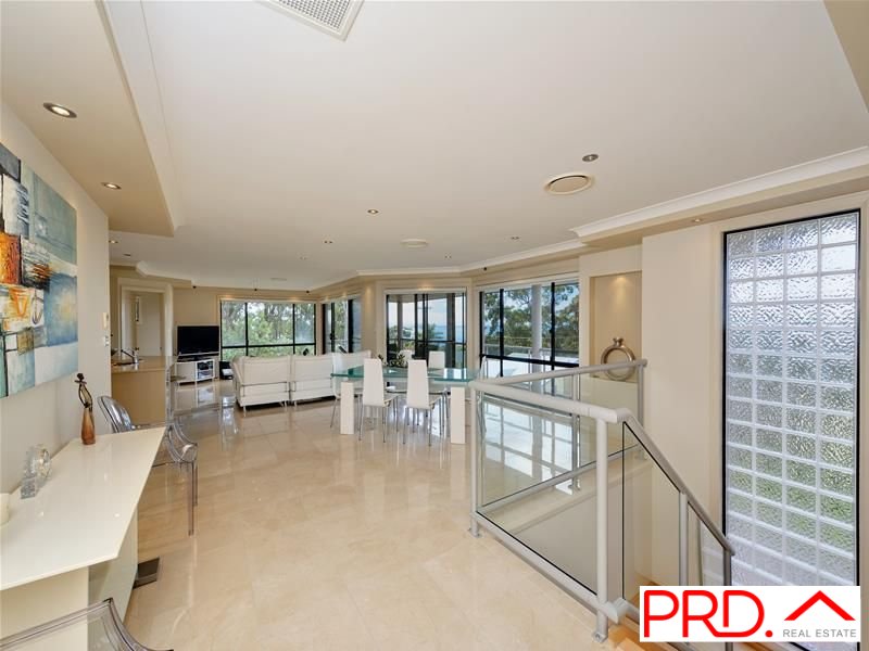 13 Tareebin Road NELSON BAY 9