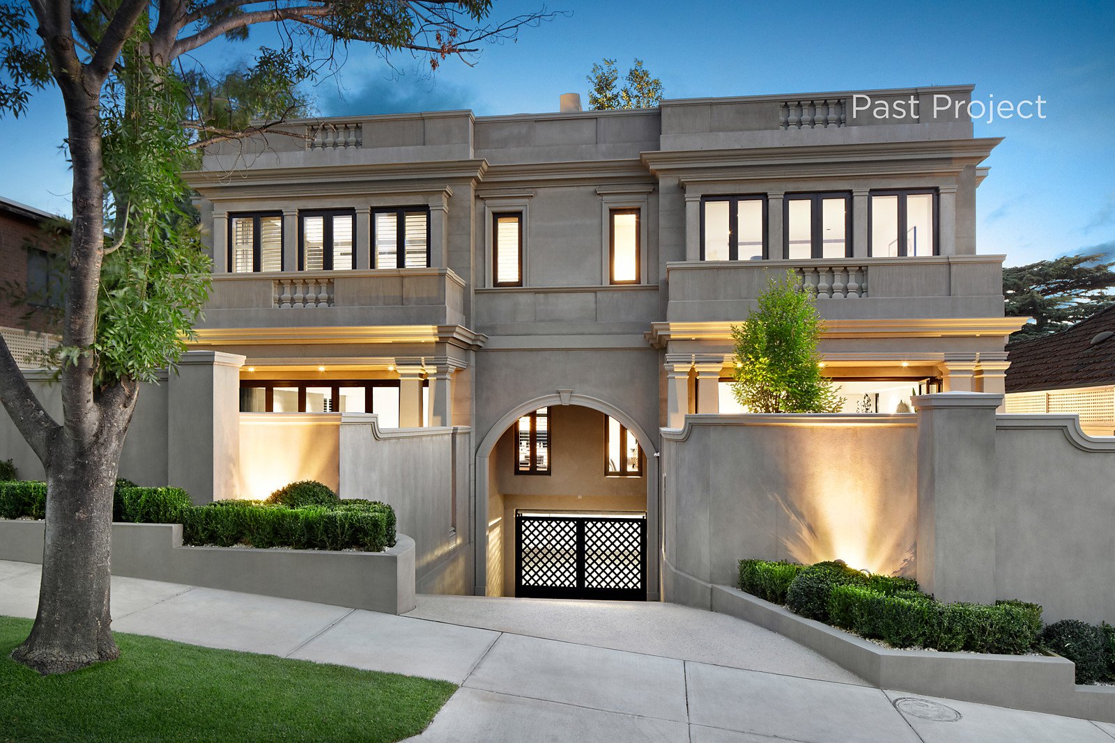 13 Tashinny Road, Toorak, VIC