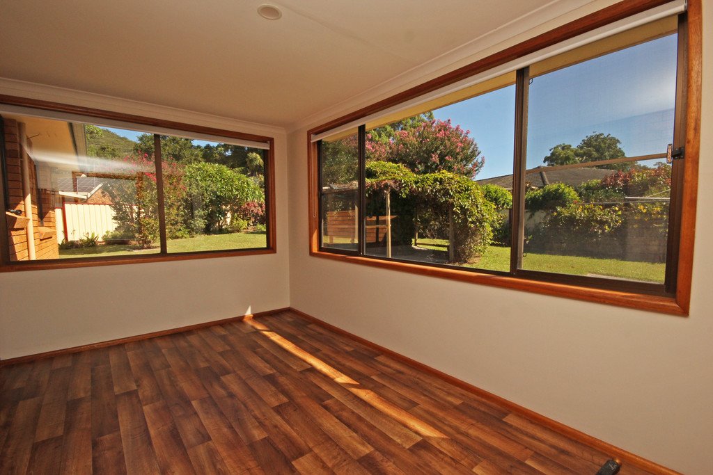 13 Teatree Close LAKEWOOD 4