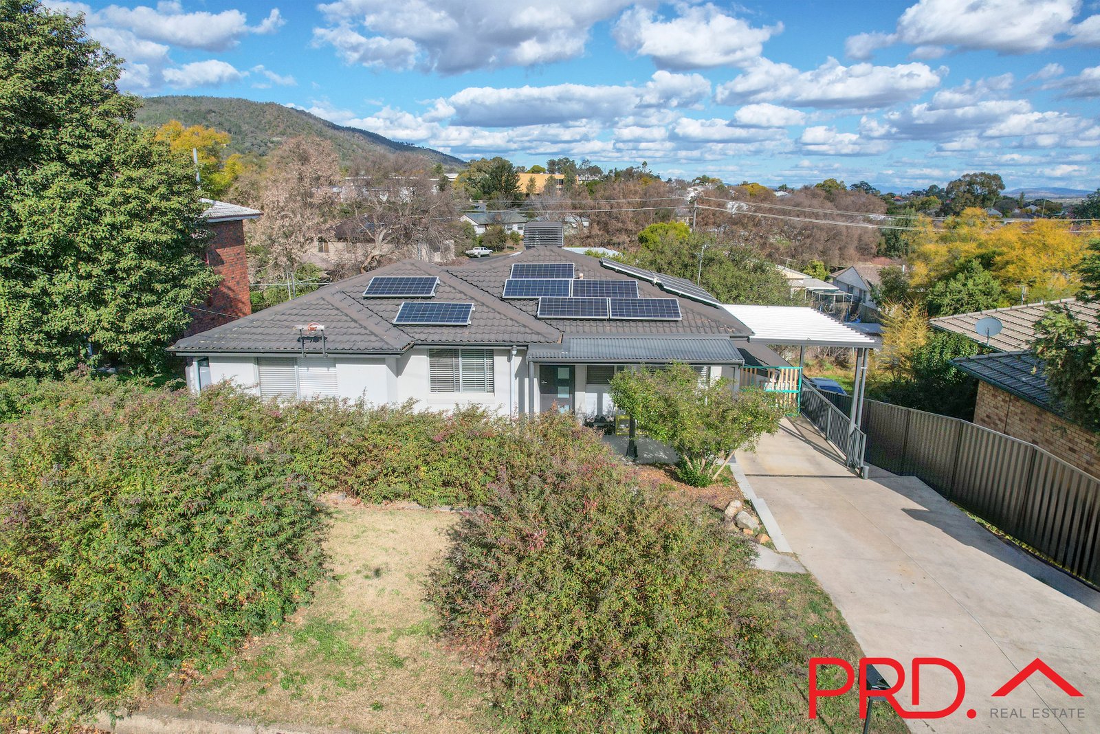 13 Terole Avenue TAMWORTH 2