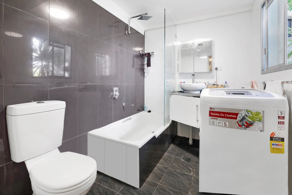 13 Terole Avenue TAMWORTH 19