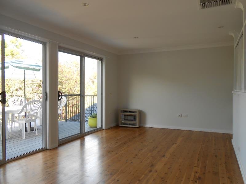 13 Terole Avenue TAMWORTH 3