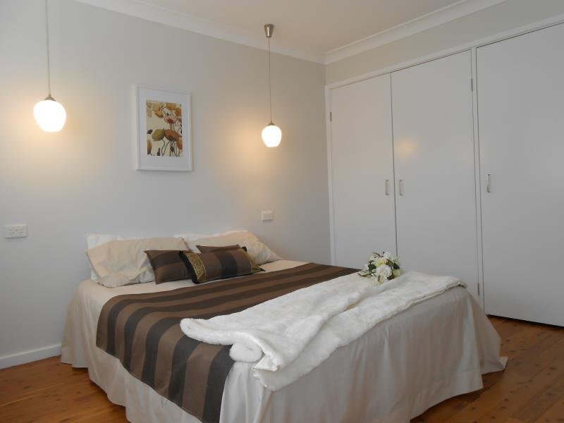 13 Terole Avenue TAMWORTH 4