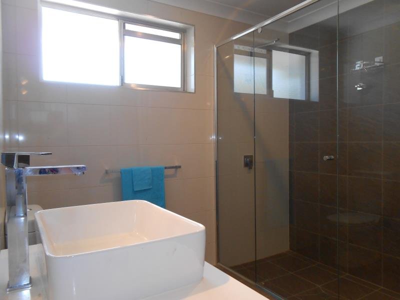 13 Terole Avenue TAMWORTH 5