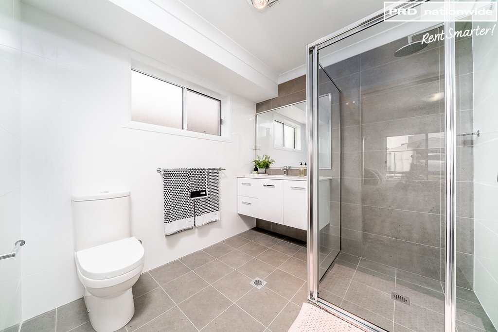 13 Thane Court LLOYD 7