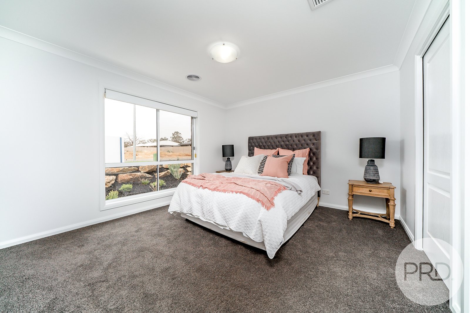 13 Thane Court LLOYD 8