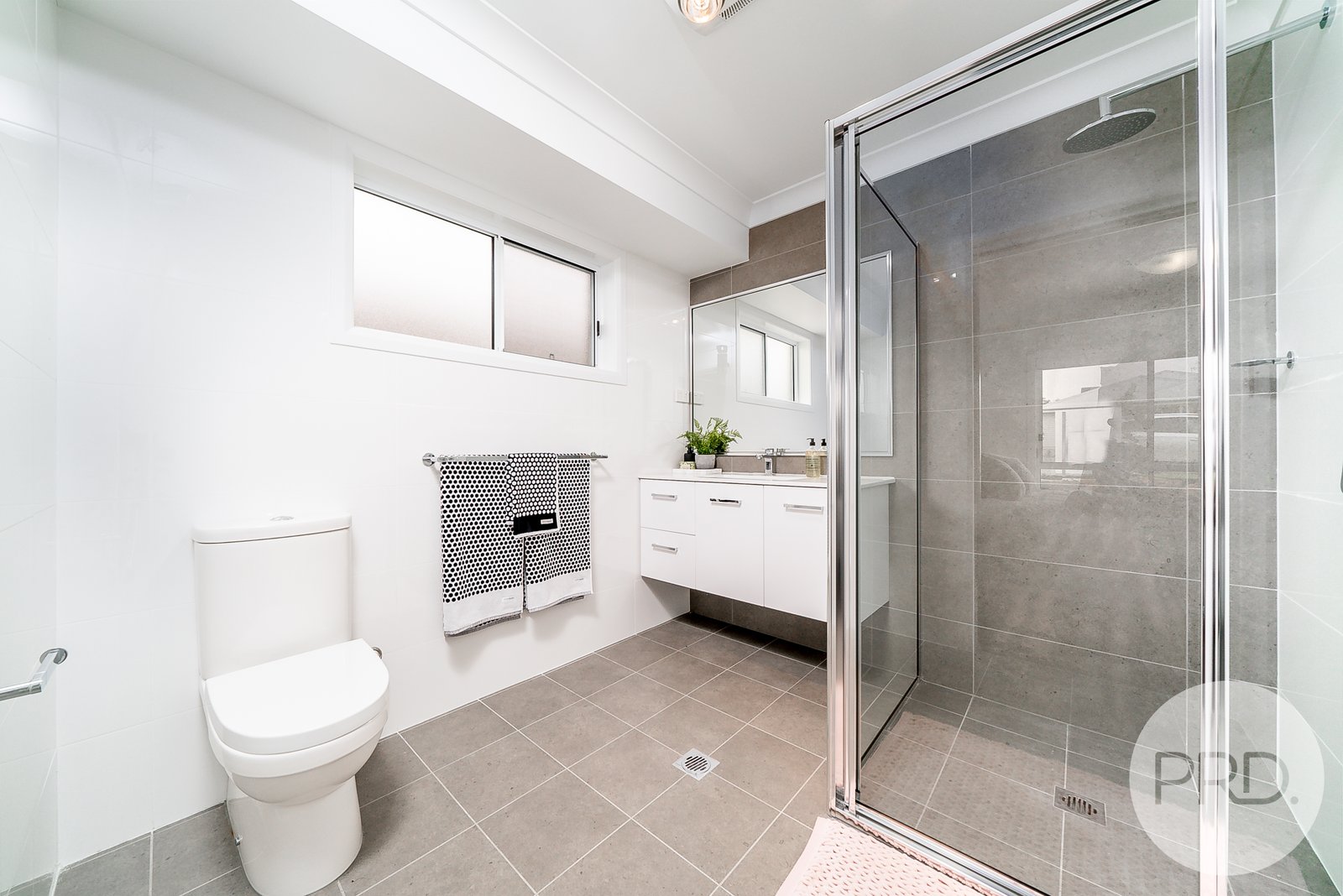 13 Thane Court LLOYD 9