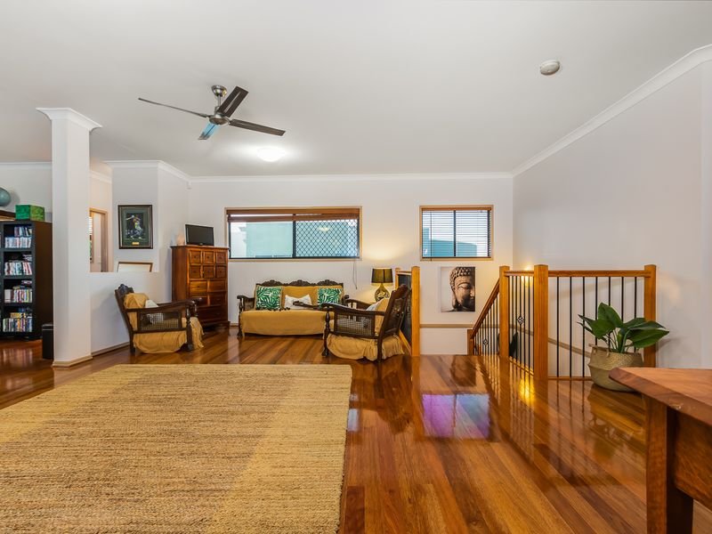 13 THE Boulevard REDLAND BAY 22