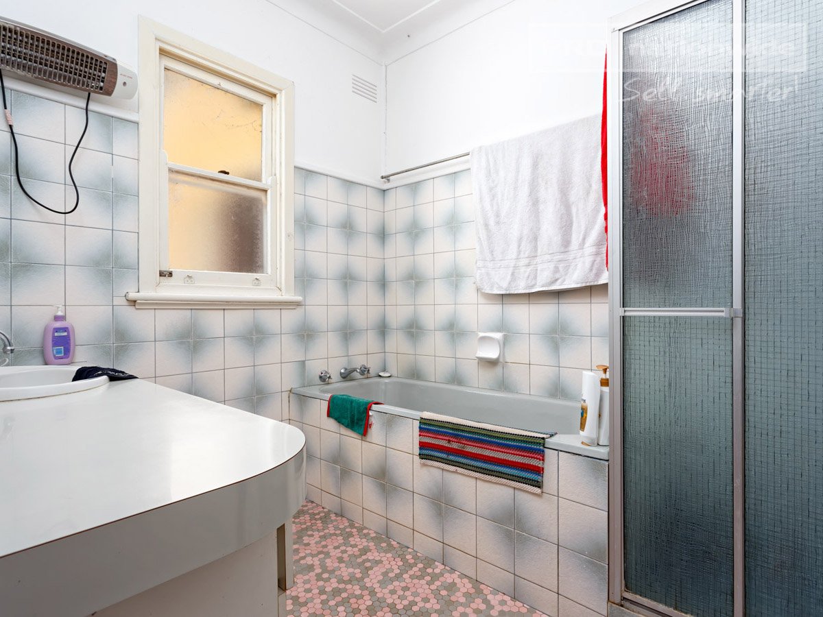 13 The Boulevarde  KOORINGAL 6