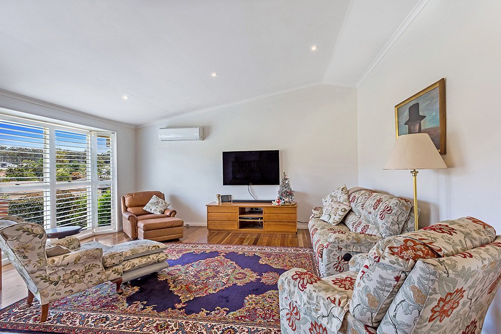 13 The Breakwater  CORLETTE 7