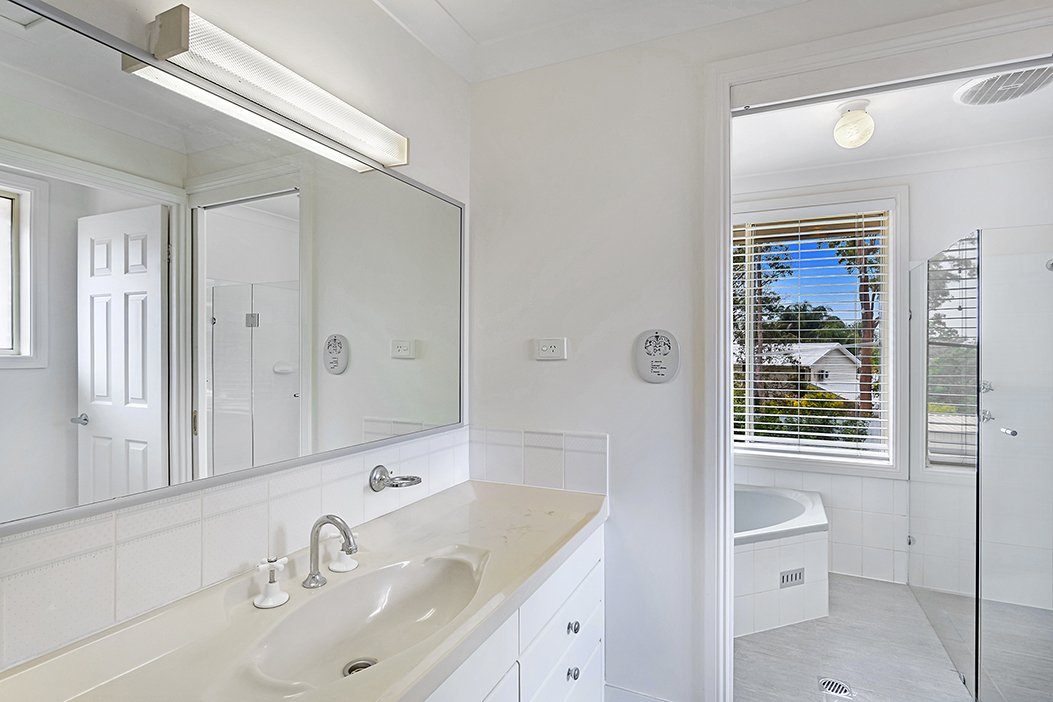 13 The Breakwater  CORLETTE 20