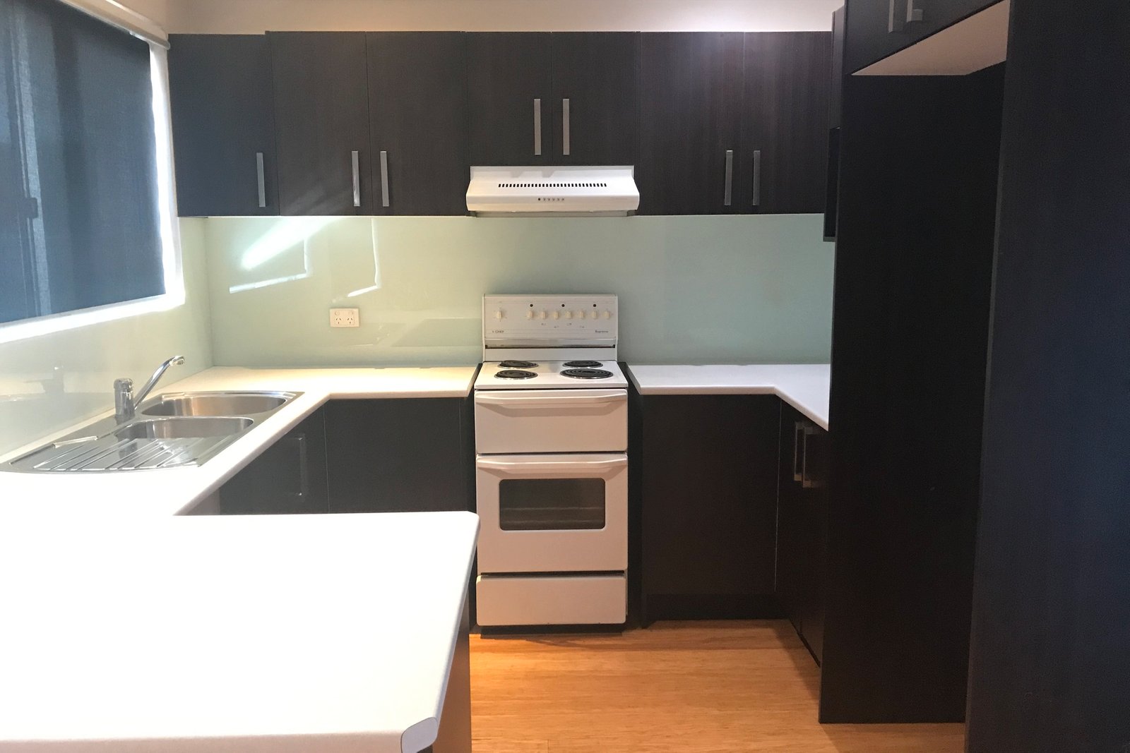 1/3 The Crescent Penrith 4