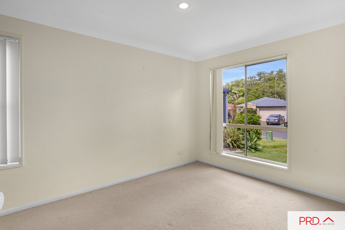 13 Tillys Place BURLEIGH HEADS 6