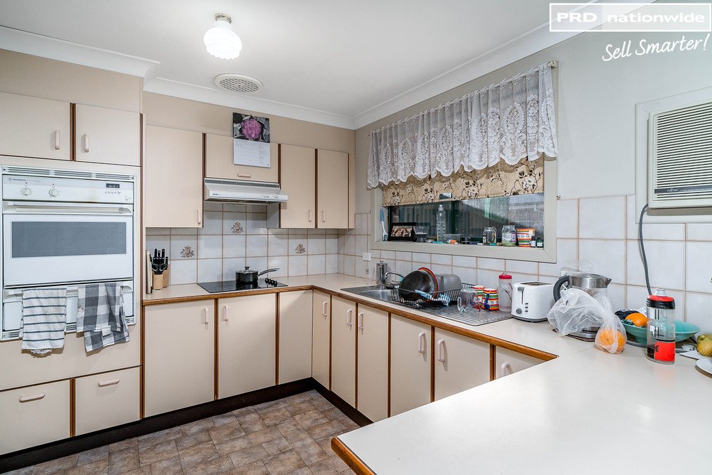 1/3 Travers Street WAGGA WAGGA 2