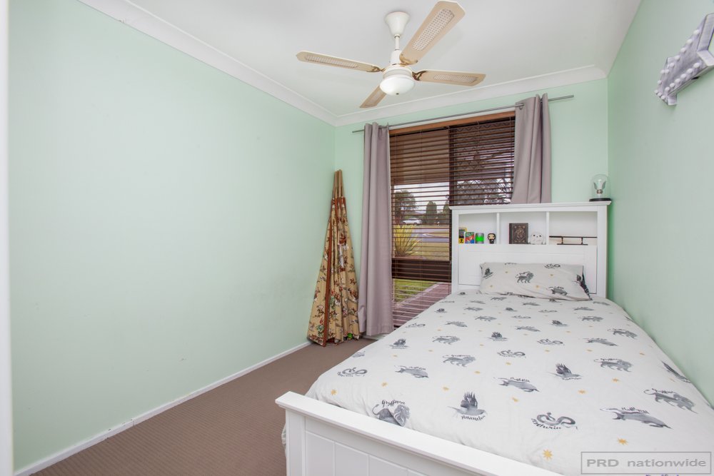 13 Triggs Close THORNTON 10