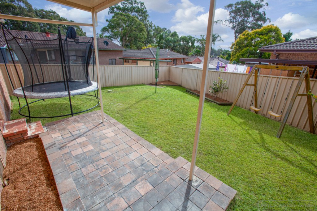 13 Triggs Close THORNTON 13