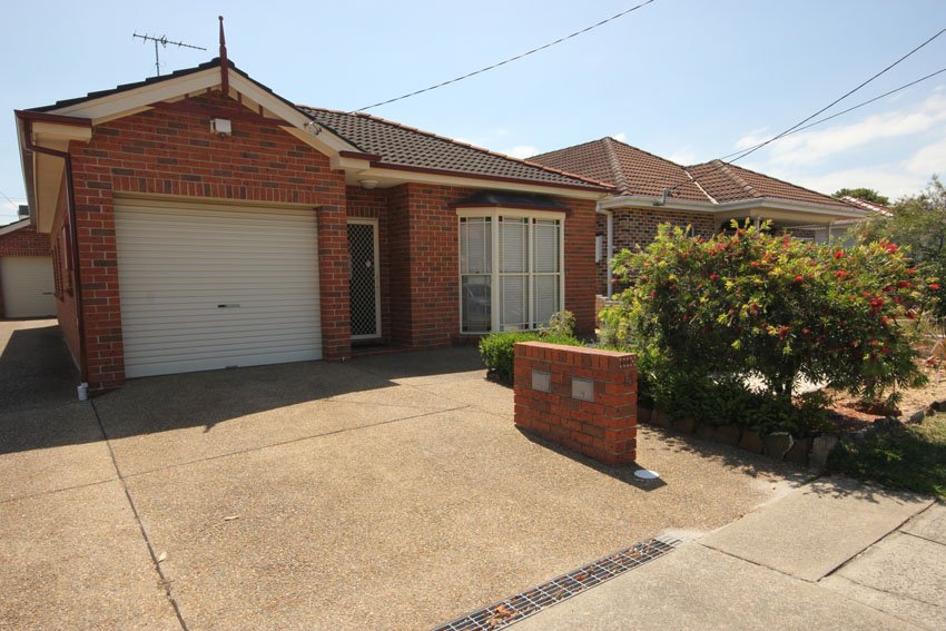 13 Tuffy Avenue SANS SOUCI 1
