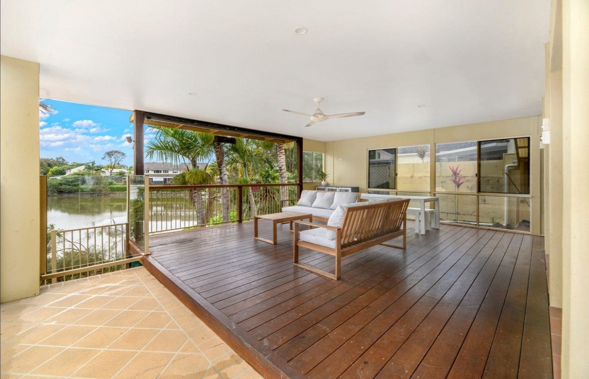 13 Tullamarine Drive Robina 4