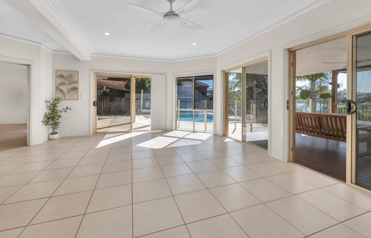 13 Tullamarine Drive Robina 13