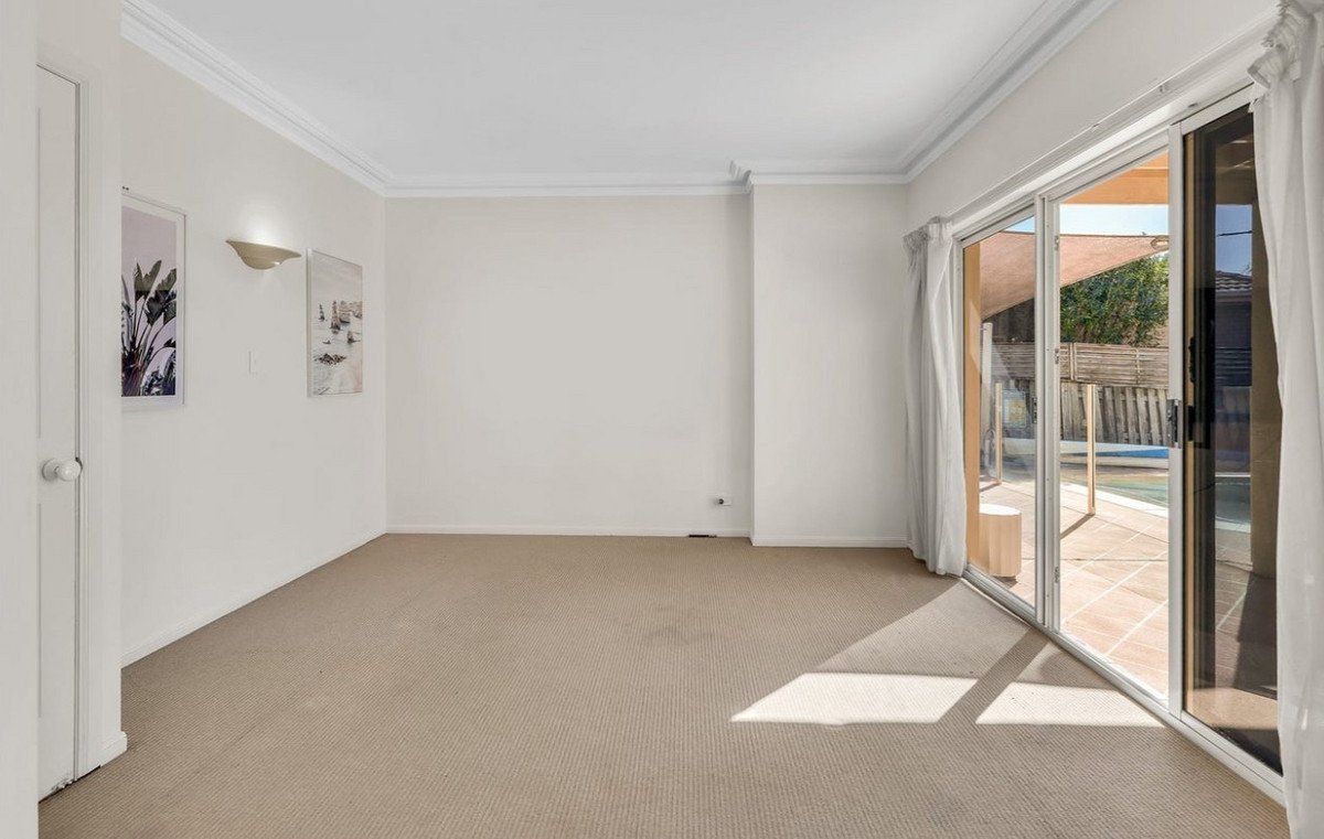 13 Tullamarine Drive Robina 15