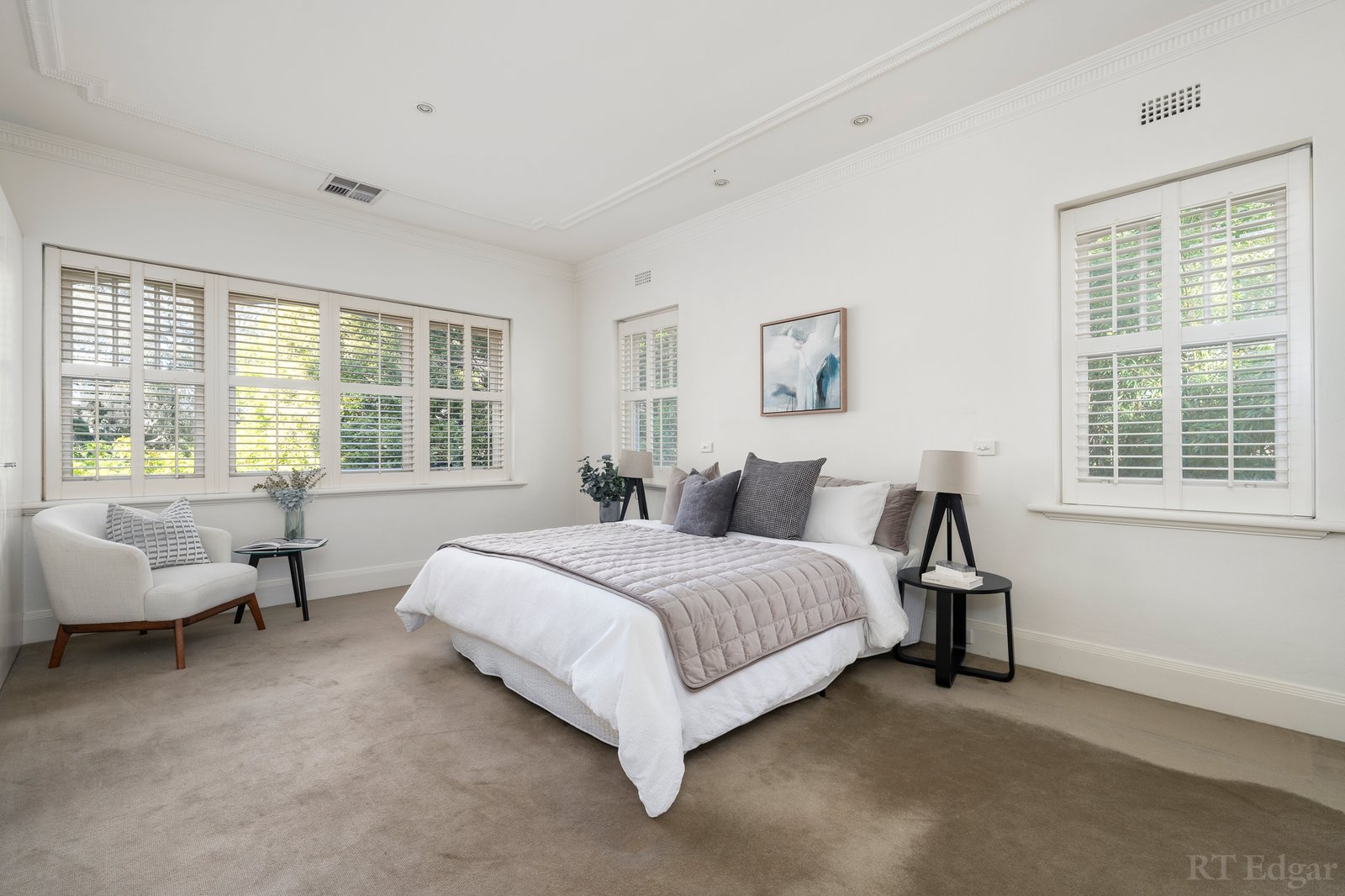 Real Estate and Property in 13 Turnbull Avenue, Toorak, VIC