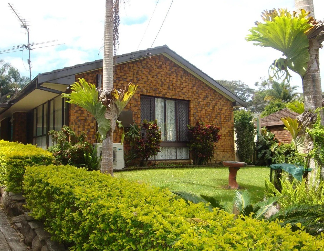 13 Turpentine Avenue SANDY BEACH 4
