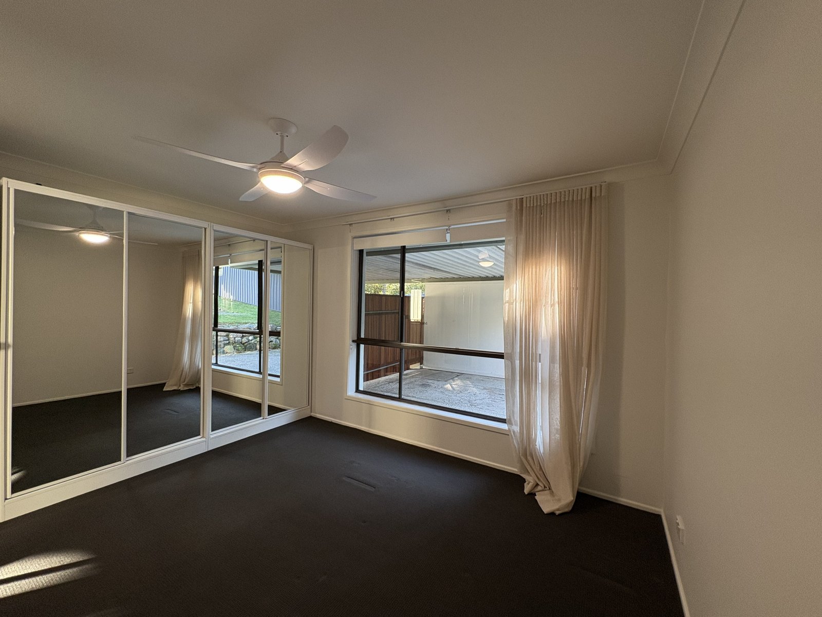 13 Turpentine Avenue SANDY BEACH 11