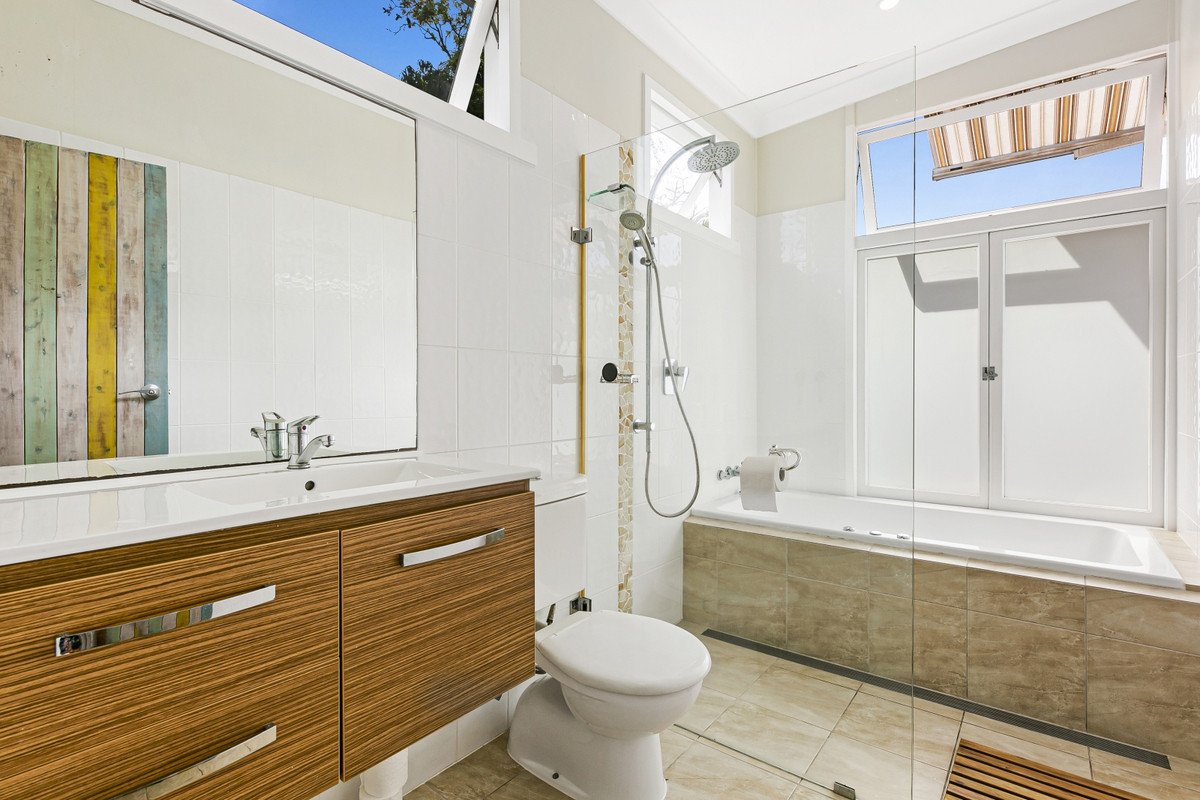 13 Twenty Fourth Avenue Palm Beach 18