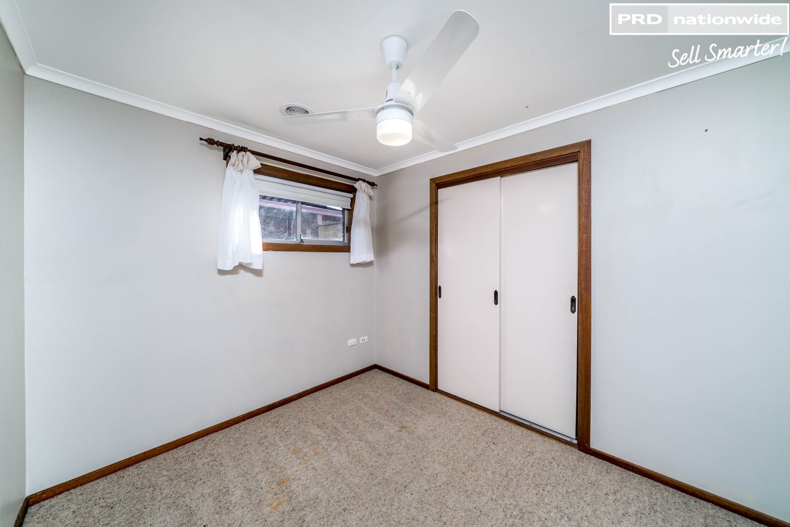 13 Undurra Drive GLENFIELD PARK 8