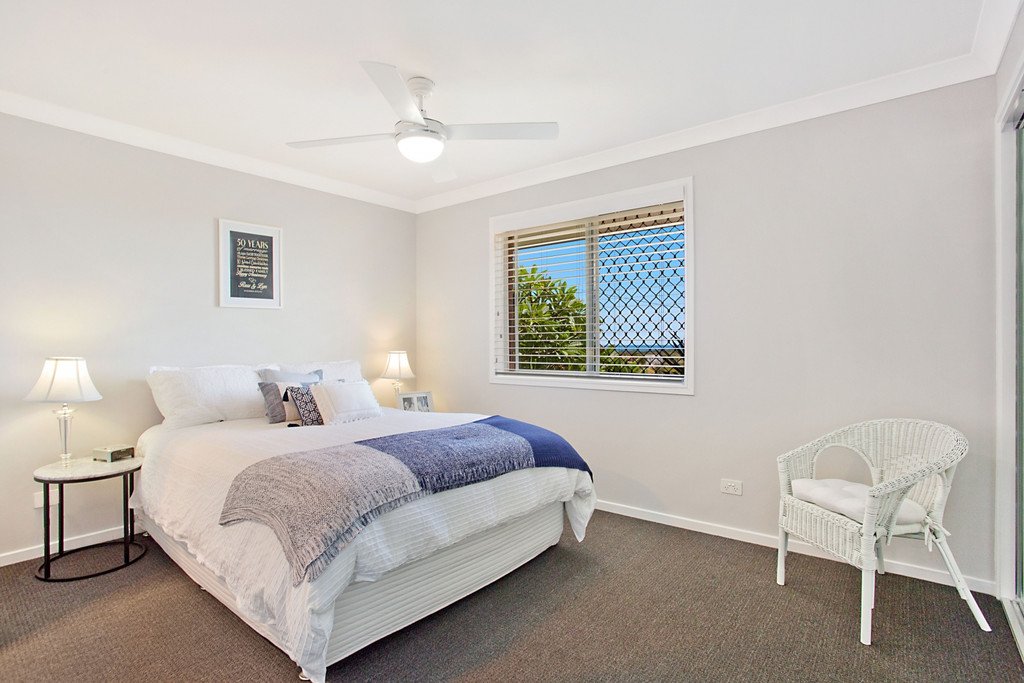 13 Uniacke Drive BANORA POINT 8