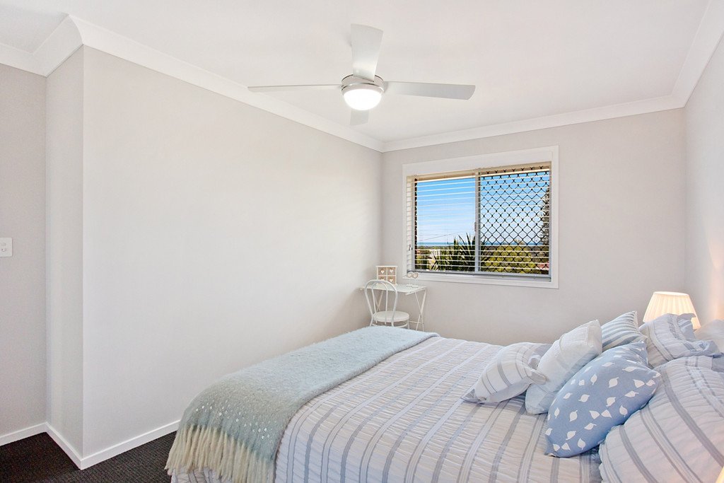 13 Uniacke Drive BANORA POINT 10