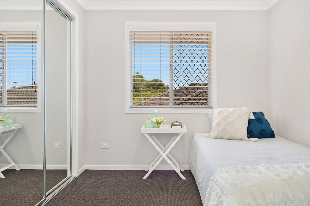 13 Uniacke Drive BANORA POINT 12